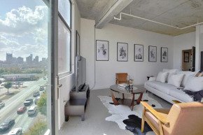 2-Story Loft with Views